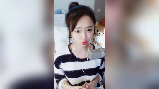 登月团丶离去发布了一个斗鱼视频2019-02-16