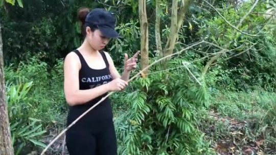 HHHISHHH发布了一个斗鱼视频2019-02-18