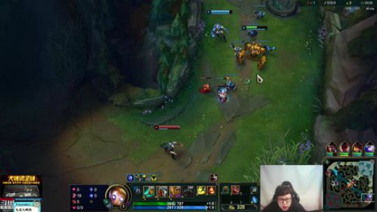 我在斗鱼看东北大鹌鹑直播英雄联盟