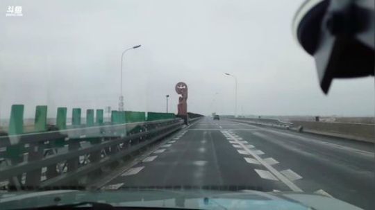 龙马精神丶老狼哥发布了一个斗鱼视频2019-02-19