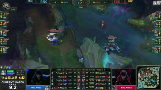 我在斗鱼看英雄联盟官方赛事直播英雄联盟