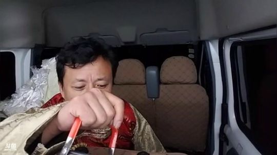 哆啦爱梦梦发布了一个斗鱼视频2019-02-21