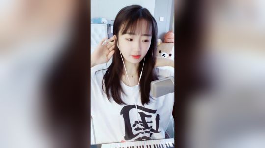 登月团丶离去发布了一个斗鱼视频2019-02-21