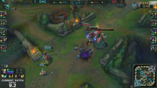 我在斗鱼看英雄联盟官方赛事直播英雄联盟