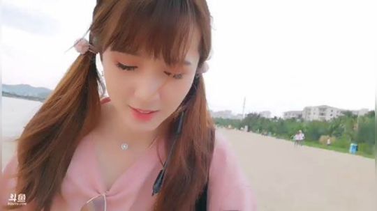 Smlia丶卡布奇诺发布了一个斗鱼视频2019-02-23