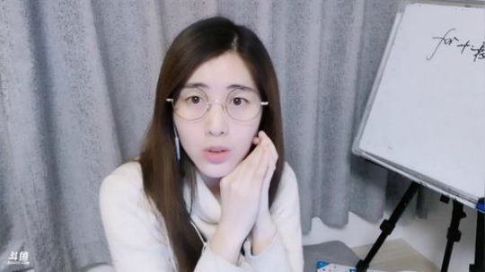 娜娜～：周末座谈会：你心目中的TA 2019-02-23 20点场