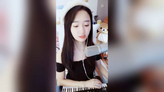 登月团丶离去发布了一个斗鱼视频2019-02-27