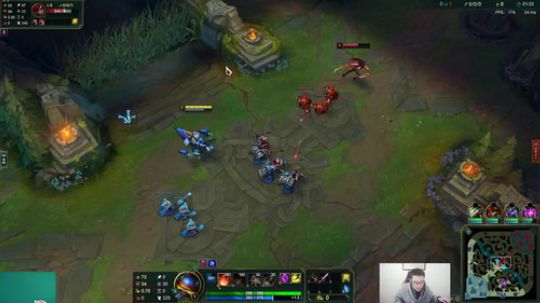 HHHISHHH发布了一个斗鱼视频2019-02-27