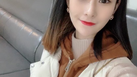卖个萌