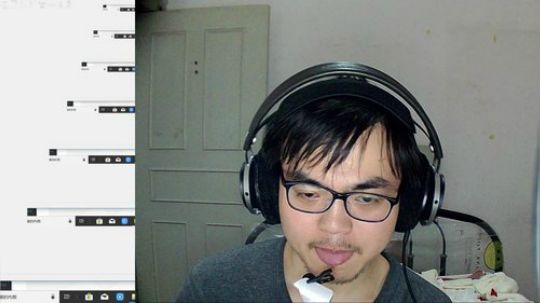 今天看后两部 2019-02-24 01点场