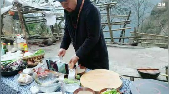 两个小改改想吃点啥(≧ω≦)/ 2019-02-28 17点场