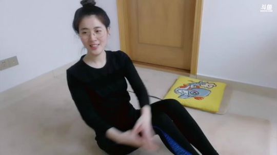 娜娜～：硬核娜上线，今天我是跳操小达人～ 2019-02-28 19点场