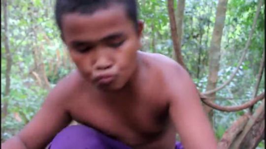 【荒野戏精】~两个小戏精~居然敢偷小胖的嘎嘎~