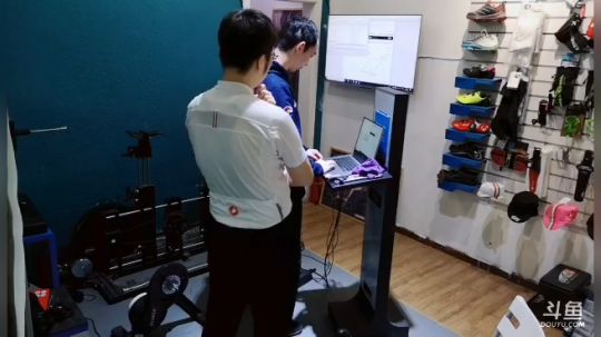 彩虹衫自行车俱乐部 bike fitting