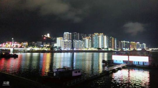 鱼乐大爆炸城市生存 2019-03-02 20点场