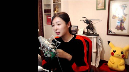 白小lee发布了一个斗鱼视频2019-03-03