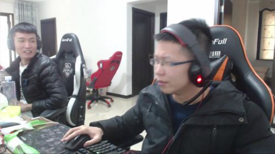 这就是我喜欢的昵称哦发布了一个斗鱼视频2019-03-04