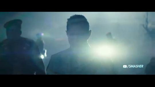 人与恐龙共存的新世界！侏罗纪公园3官方预告短片！