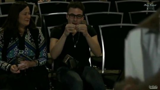 梅原和小孩也难以幸免！国际比赛中发生过的Teabag惨案！