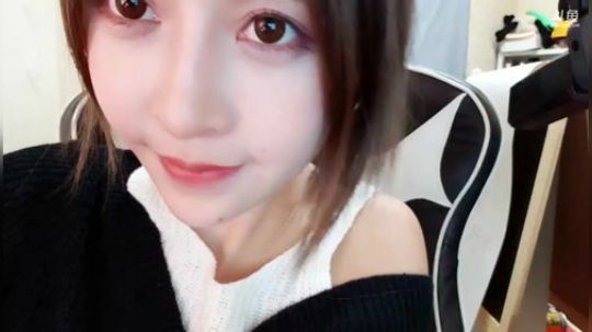 ace017发布了一个斗鱼视频2019-03-10