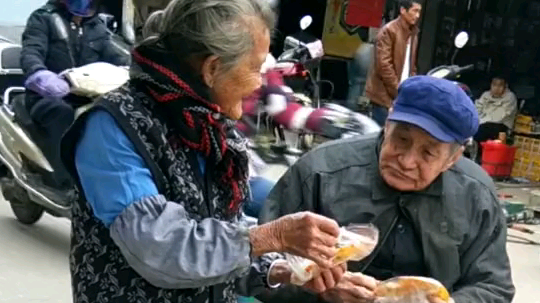 若干年后我们会这麽相爱吗