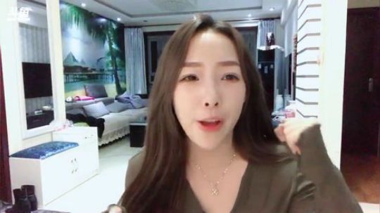 为白立场发布了一个斗鱼视频2019-03-10