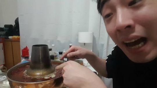 Tiramisu我喜欢发布了一个斗鱼视频2019-03-11