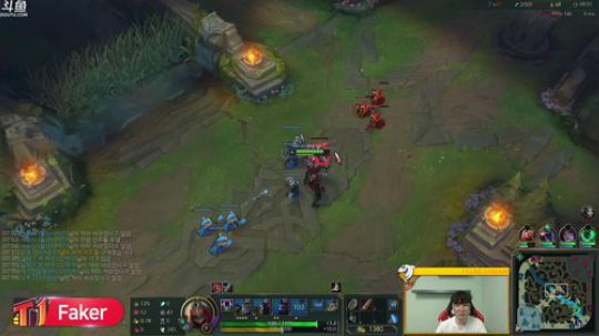 我在斗鱼看T1直播faker直播英雄联盟