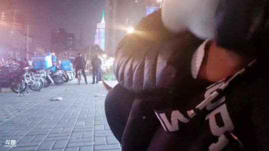 健身走起，去健身房练 2019-03-12 18点场
