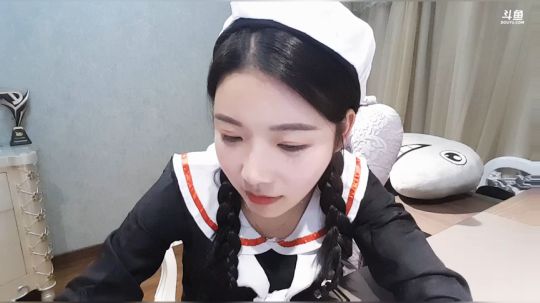 小姨子：这衣服我穿太丑啦 2019-03-12 17点场