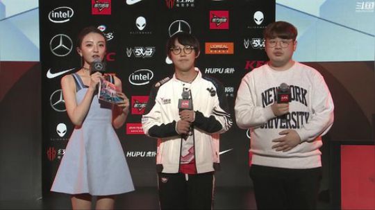 黑板君爱喝酸奶发布了一个斗鱼视频2019-03-11