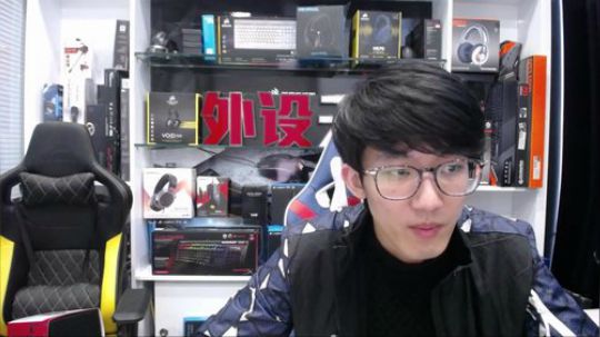 开箱新品 尬聊外设 2019-03-12 15点场