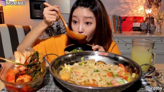 海鲜杂烩锅和中国的青阳辣椒