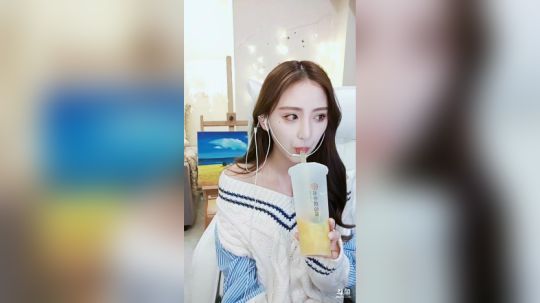 花街灯如昼zz发布了一个斗鱼视频2019-03-13