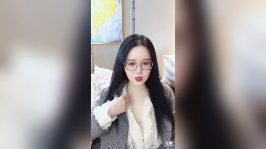 登月团丶离去发布了一个斗鱼视频2019-03-14