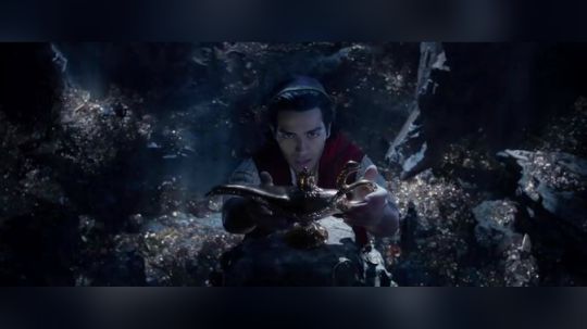 公主还是最美！灯神依旧逗逼！经典童话阿拉丁变为真人电影！