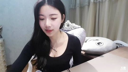 小姨子：秋衣丽亚 2019-03-14 15点场