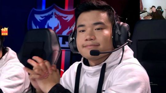 渝万丶翌之父_后羿单排教学之钻4篇_斗鱼视频 - 最6的弹幕视频网站