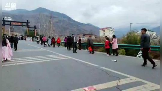 龙马精神之神笔马龙发布了一个斗鱼视频2019-03-15