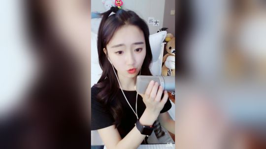 登月团丶离去发布了一个斗鱼视频2019-03-16