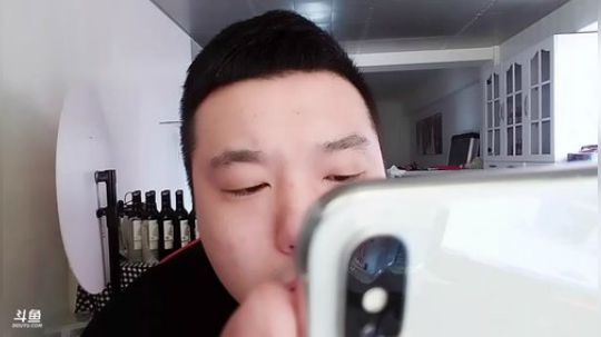 闹闹可遇不可求发布了一个斗鱼视频2019-03-16