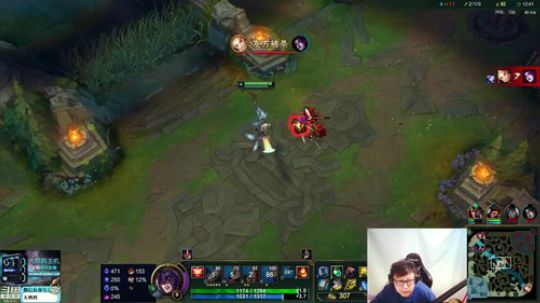 我在斗鱼看东北大鹌鹑直播英雄联盟