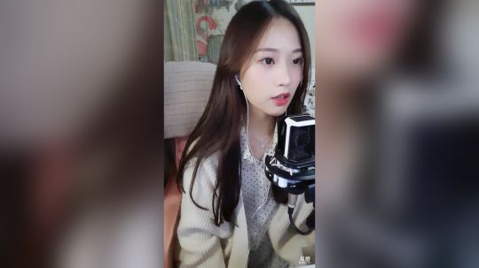 花街灯如昼zz发布了一个斗鱼视频2019-03-21