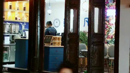 户外遛狗王飞哥发布了一个斗鱼视频2019-03-22