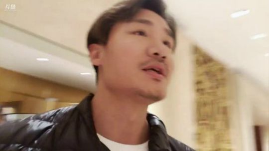 练完腿，去宁波了 2019-03-22 22点场