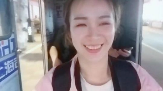 女司机开三蹦子