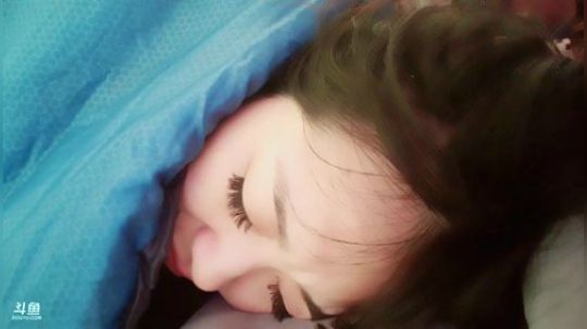 登月团丶离去发布了一个斗鱼视频2019-03-22