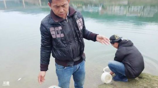 水库收鱼网了。 2019-03-23 13点场