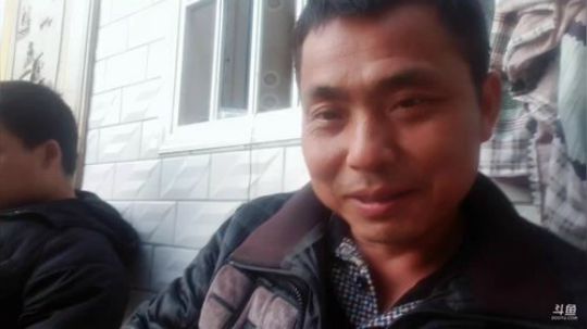 收地笼制造麻辣鱼块。 2019-03-24 17点场