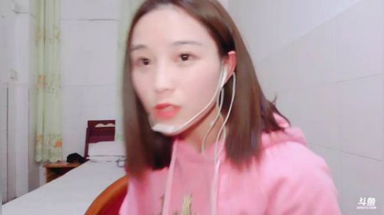 Tiramisu我喜欢发布了一个斗鱼视频2019-03-24